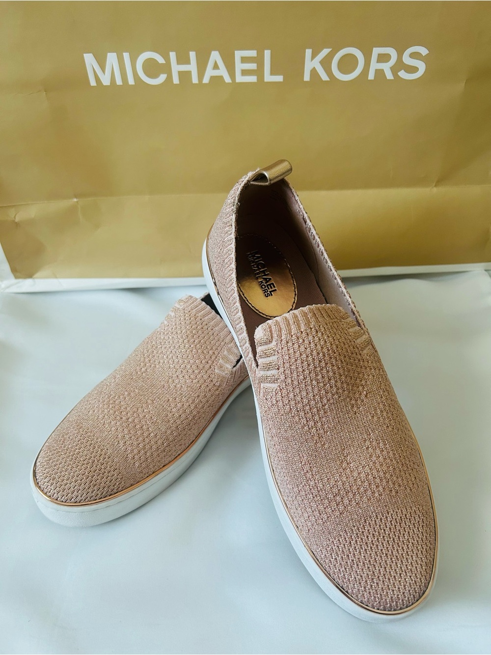 🌹💛Michael Kors🌹💛Slip-On Knit Sneakers in Blush Pink💓& Rosegold 🌹💛 Trim (EUC)
